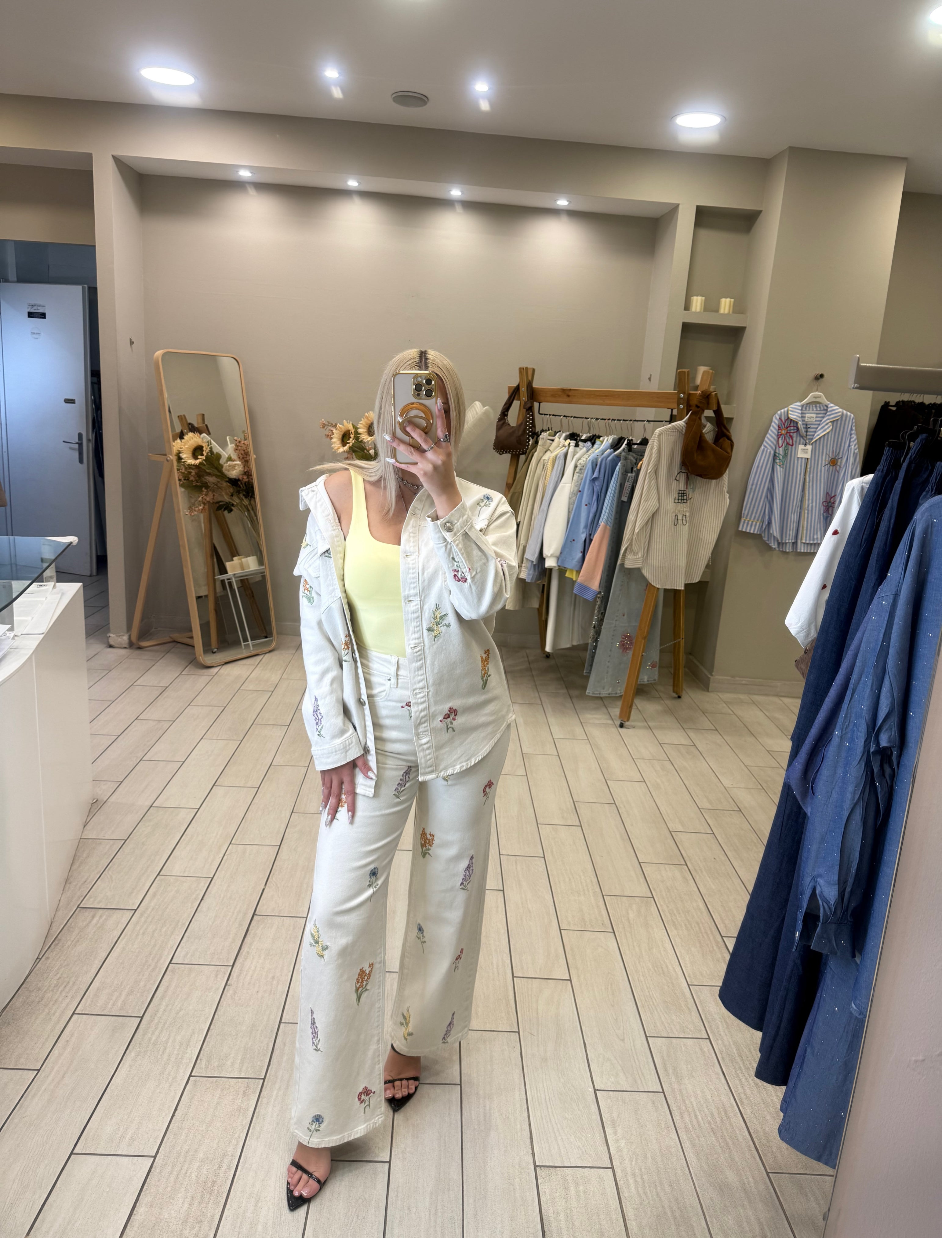 Τζιν Jacket με ανθάκια